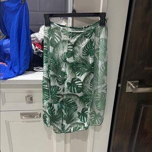 SHEIN Green Leaf Print Midi Skirt/Bathing suit bottom cover